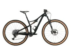 Specialized Camber Pro Carbon 29 Mountain Bike - 2017, Small