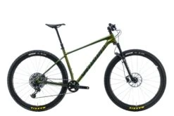 Specialized Chisel Mountain Bike - 2021, Large