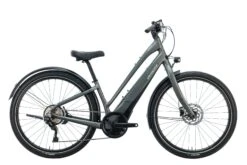 Specialized Turbo Como 4.0 650b - Low-Entry Commuter E-Bike - 2021, Small