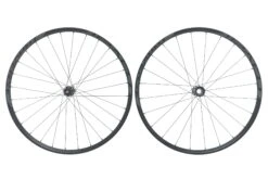 Specialized Roval Traverse Fattie Aluminum Tubeless 27.5" Wheelset